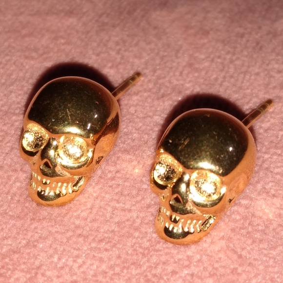 3D Gold Skull Post Earrings Statement Stud Gothic Metal Biker Small Punk Skulls - Picture 4 of 12
